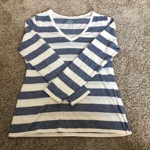 Women’s Blue & White Old Navy Long Sleeve Shirt